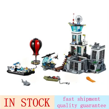 

02006 815pcs Prison Island City Series Building Blocks Bricks Children's Educational Toy Birthday Gift Compatible with 60130