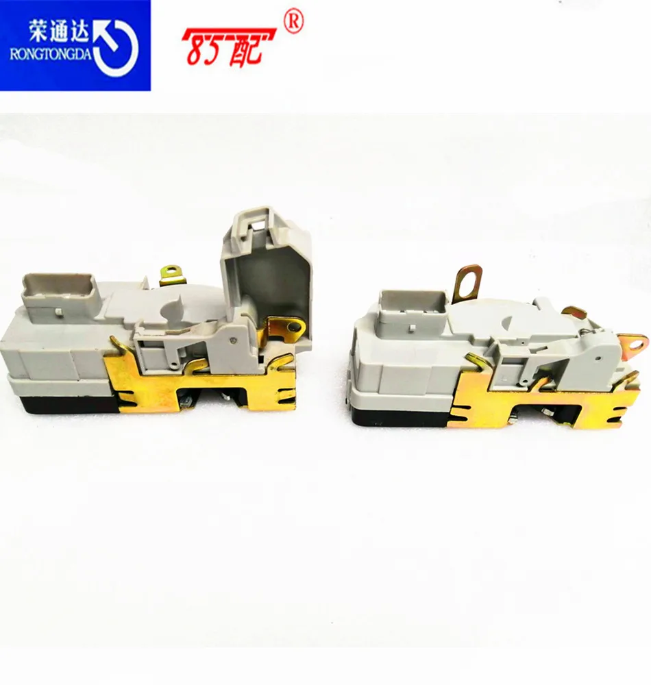 307车门锁块06