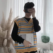 Новая осенняя и зимняя мода без рукавов v-образным вырезом порт ветер ретро полосы контрастных цветов жилет-подкладка свитер для мужчин