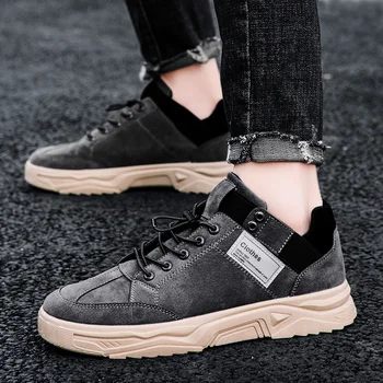 

2020 Men's Casual Sport Running Shoes Lightweight Sneakers for Men Casual Breathable Fashion Cushion Trainer Shoe Plus Size