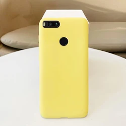 Sleek Matte Black Soft TPU Phone Case for Xiaomi Mi 5X (Yellow)