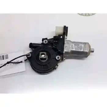 

MR989947 WINDOW MOTOR FRONT RIGHT Mitsubishi MONTERO (V60/V70)