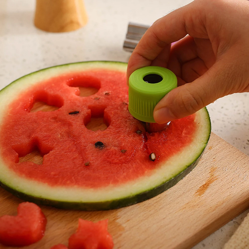 Title 7, Kelebek makarna kalıbı yaratıcı. Kolayca eğlenc...