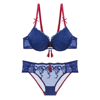 

Woman Sexy Lace Embroidery Ladies Bra Set Gather on the thin under the thick mold cup deep V underwear bra set