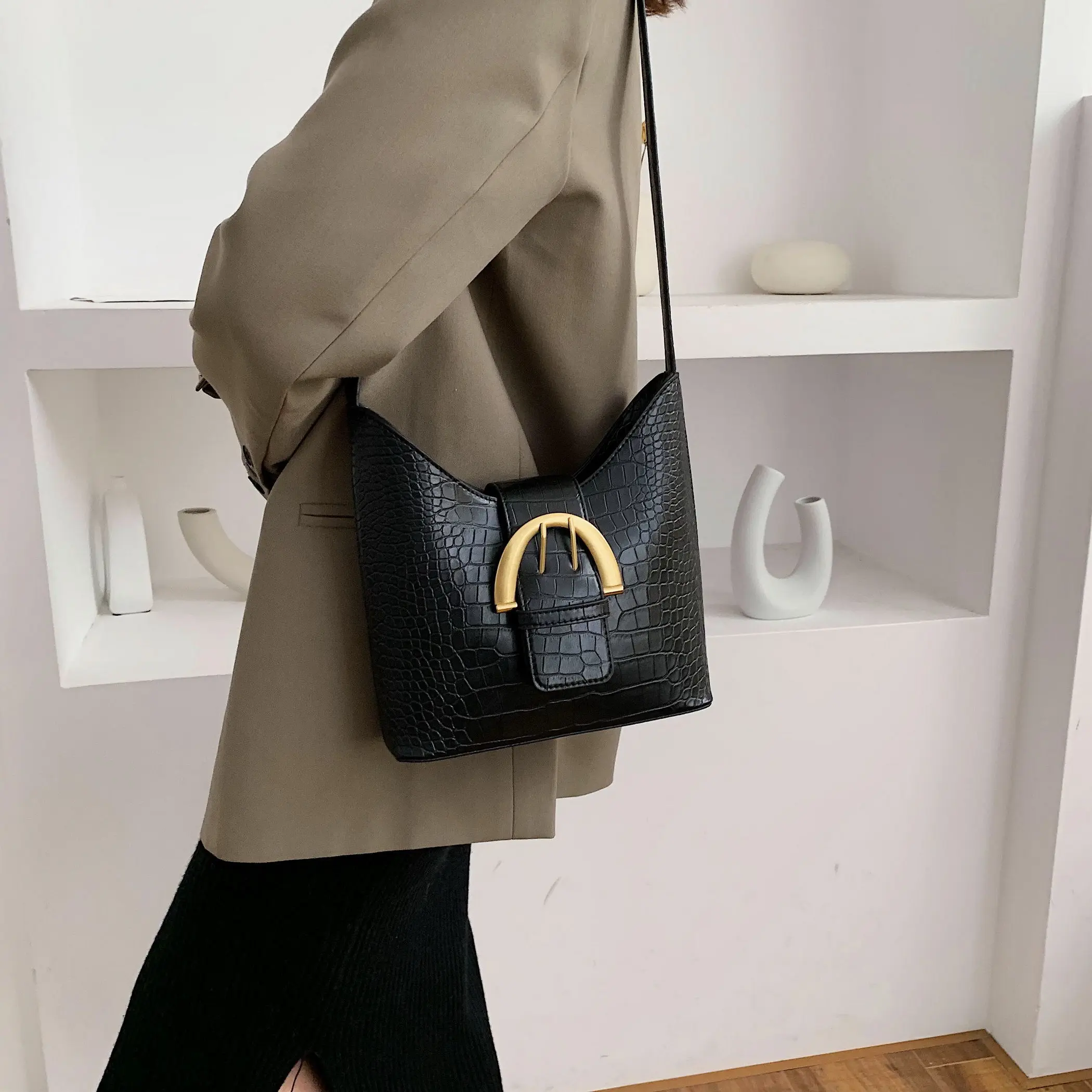 Alligator Vintage PU Leather Bucket Bags For Women Small Solid Color Crossbody Bag Female Shoulder Messenger Bag Handbags