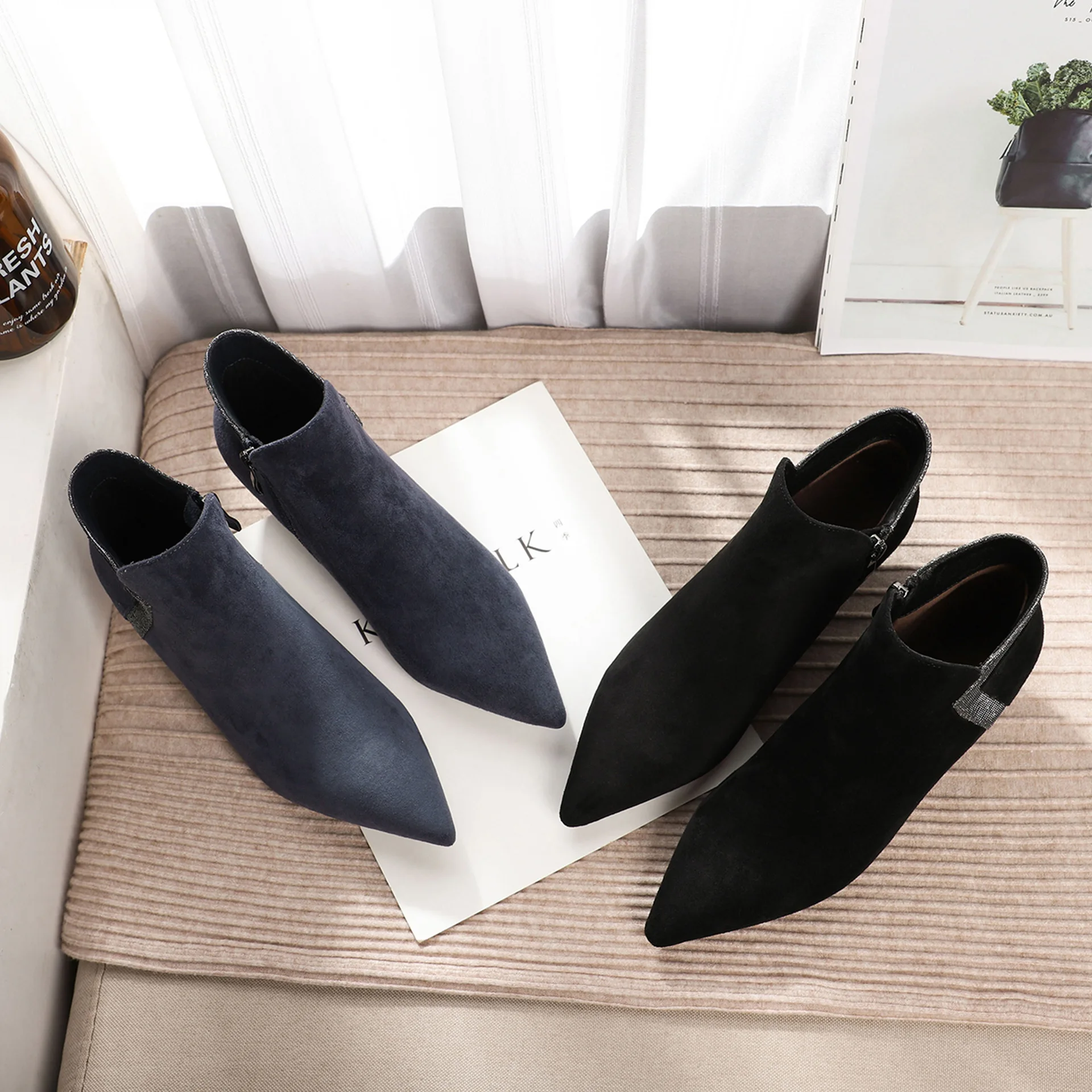 Boots Women 2019 Shoes Woman Boots Small Cat Thin High Heels Pointed Toe Ankle Solid Flock Boots Women's Boots Rubber Booties