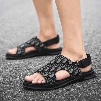 

. 2020 Sandals Men Shoes Breathable Comfortable Mens Sandals Fashion Male Shoes Summer New Flip Flops Gray Black Flat Sandals
