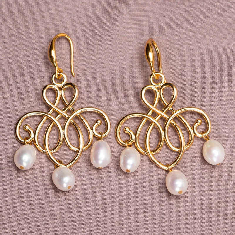 Royal style 14k gold earring (7)
