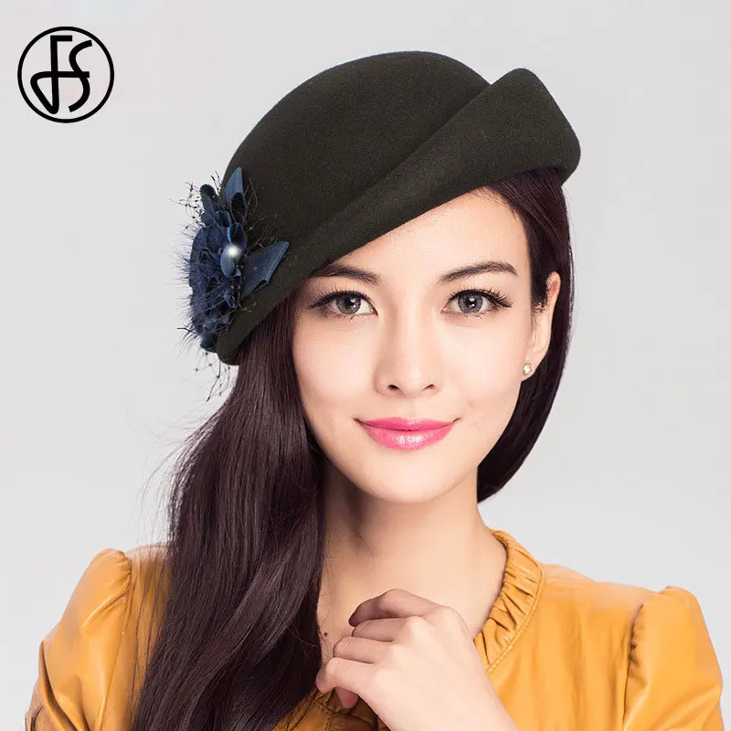 Elegant Wool Beret with Felt Flower Accent - Women's Winter Black Fedora Hat