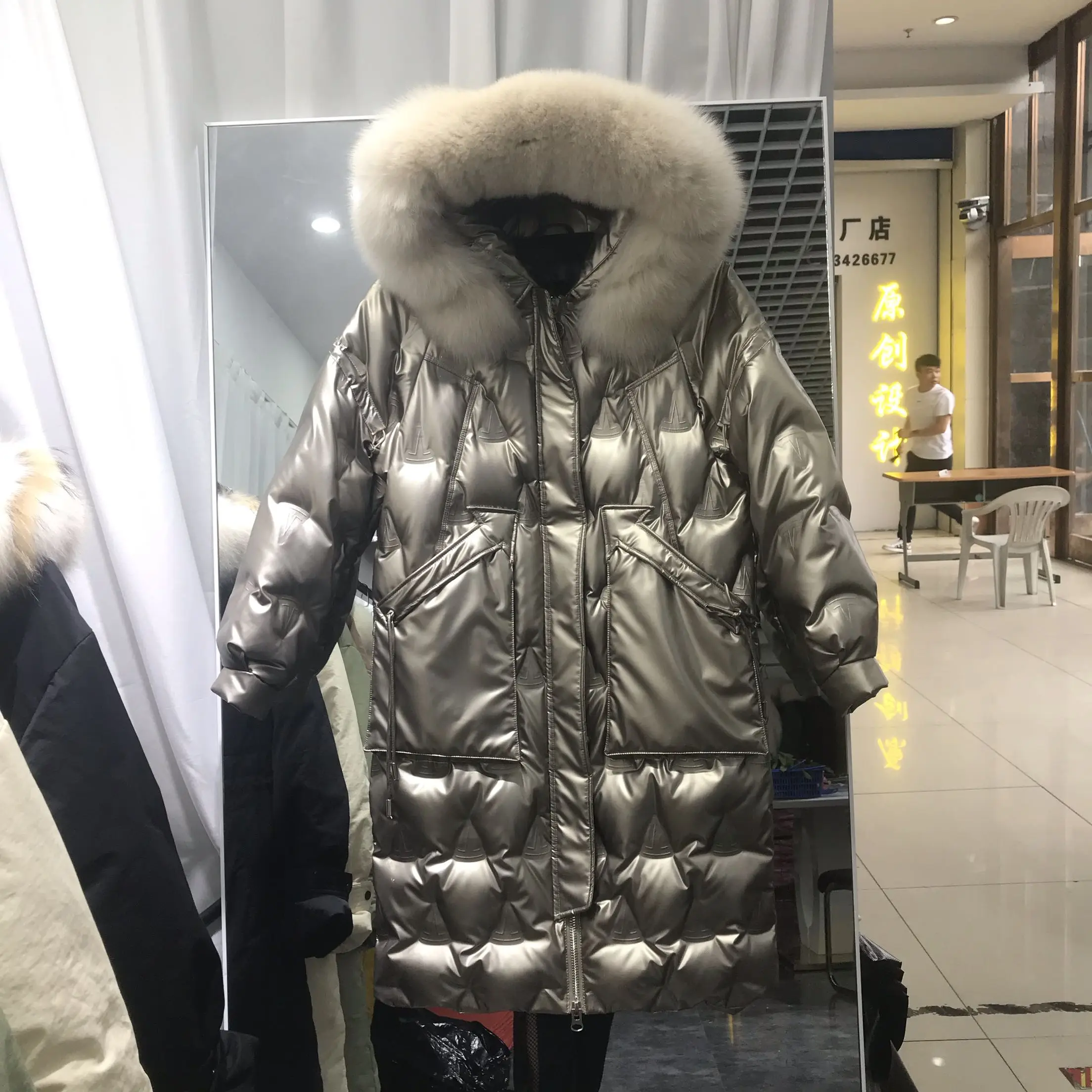 

2023 Real Fox Fur Collar Down Parka Coat Female Winter Warm Thicken Coat Woman Korean Puffer Glossy Long Hooded Outwear Snow