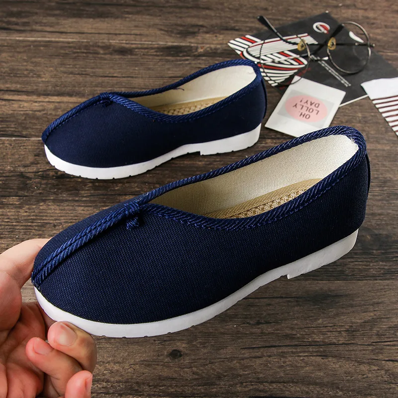 

Embroidered Shoes Supporting Autumn CHILDREN'S Chinese Clothing Etiquette Parent And Child Performance Children Embroidered Shoe