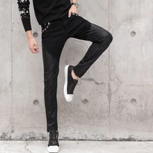 Осенне-зимние мужские брюки, хлопковые кожаные брюки для мужчин, байкерские, с заклепками, стильное зауженное пальто, теплые ветрозащитные узкие брюки для мужчин