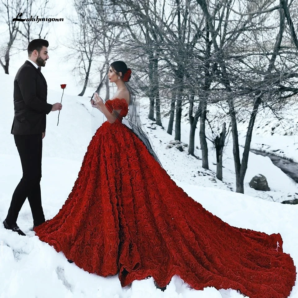 Luxury Red Long Embellished Mermaid Feather Prom Dress Formal Gown – Sultan  Dress