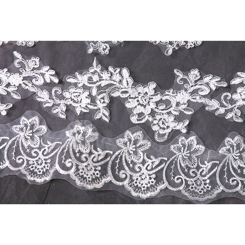 Wholesale Custom Bride Wedding Veil Three Meters Long Embroidery Applique Style Soft Yarn Veil