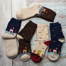 Zaolihu 5 Pairs Christmas Socks Winter Family Thick Wool Socks Tree Designer Women Floor Socks One Size Crew Vintage Socks