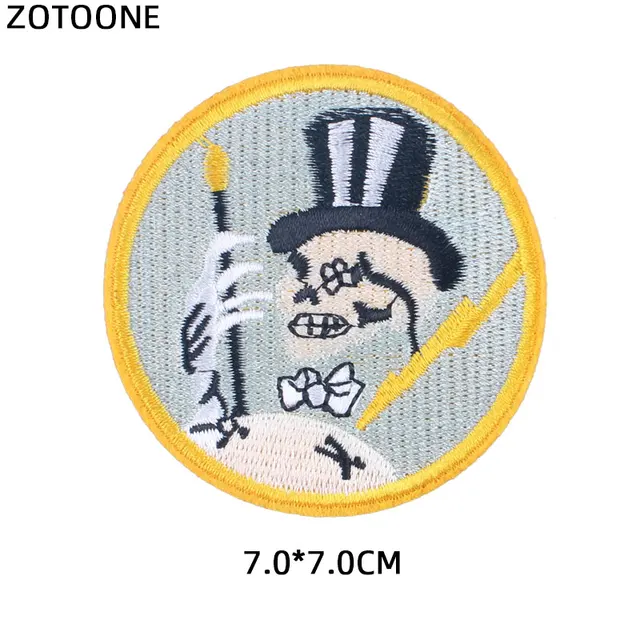 ZOTOONE Round UFO Parches Embroidered Iron on Patches For Clothing DIY Motif Stripes Clothes Stickers Alien Astronaut Badges E PE2086CT