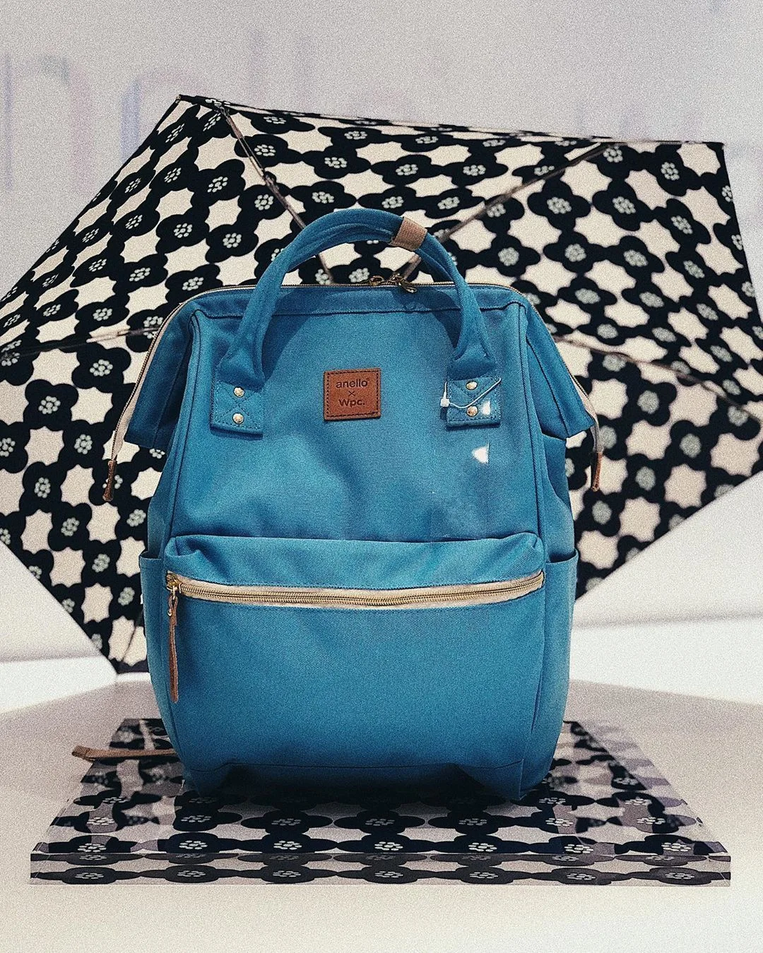 

Japan Lotte Backpack Hot Selling Waterproof Outdoor Backpack Schoolbag Women's chao wang Red Packet