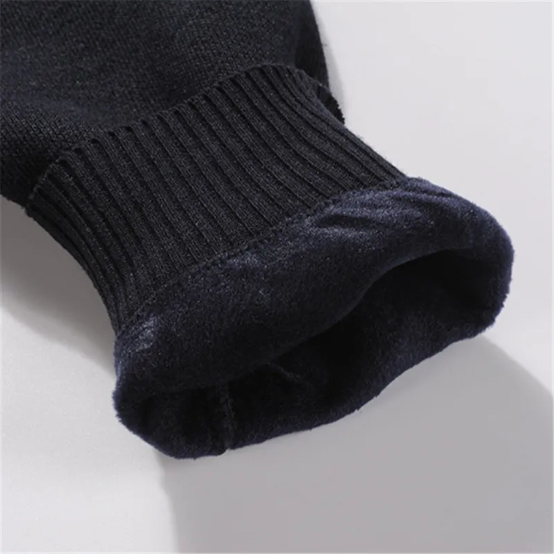 Men Sweater 2019 Autumn Winter New Plus velvet Sweater Men fashion Casual Striped O-neck pullover Pull Men Warm bottoming