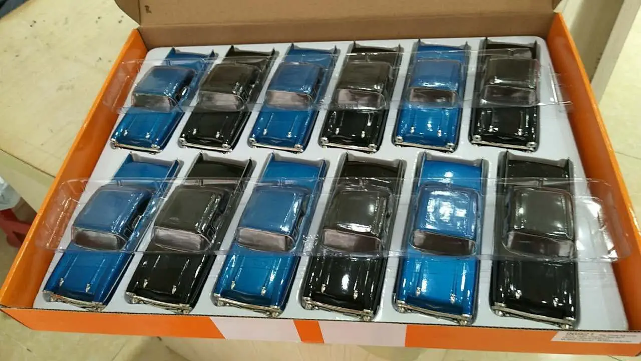 Mustang 1: 32 модель автомобиля из алюминиевого сплава ВОИН автомобиль спортивный автомобиль модель игрушки подарок