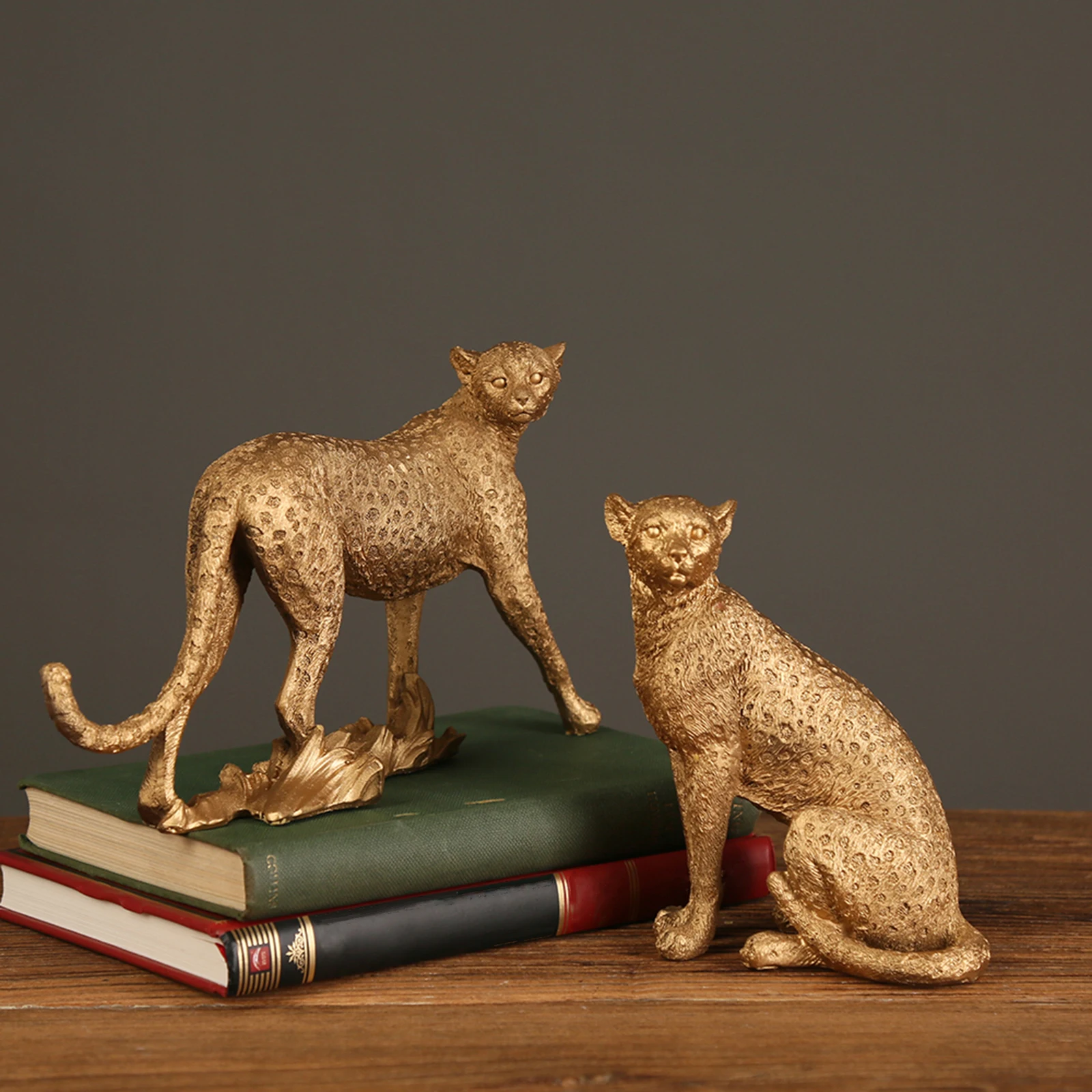 Retro Cheetah Statue Animal Figurine Panther Leopard Sculpture