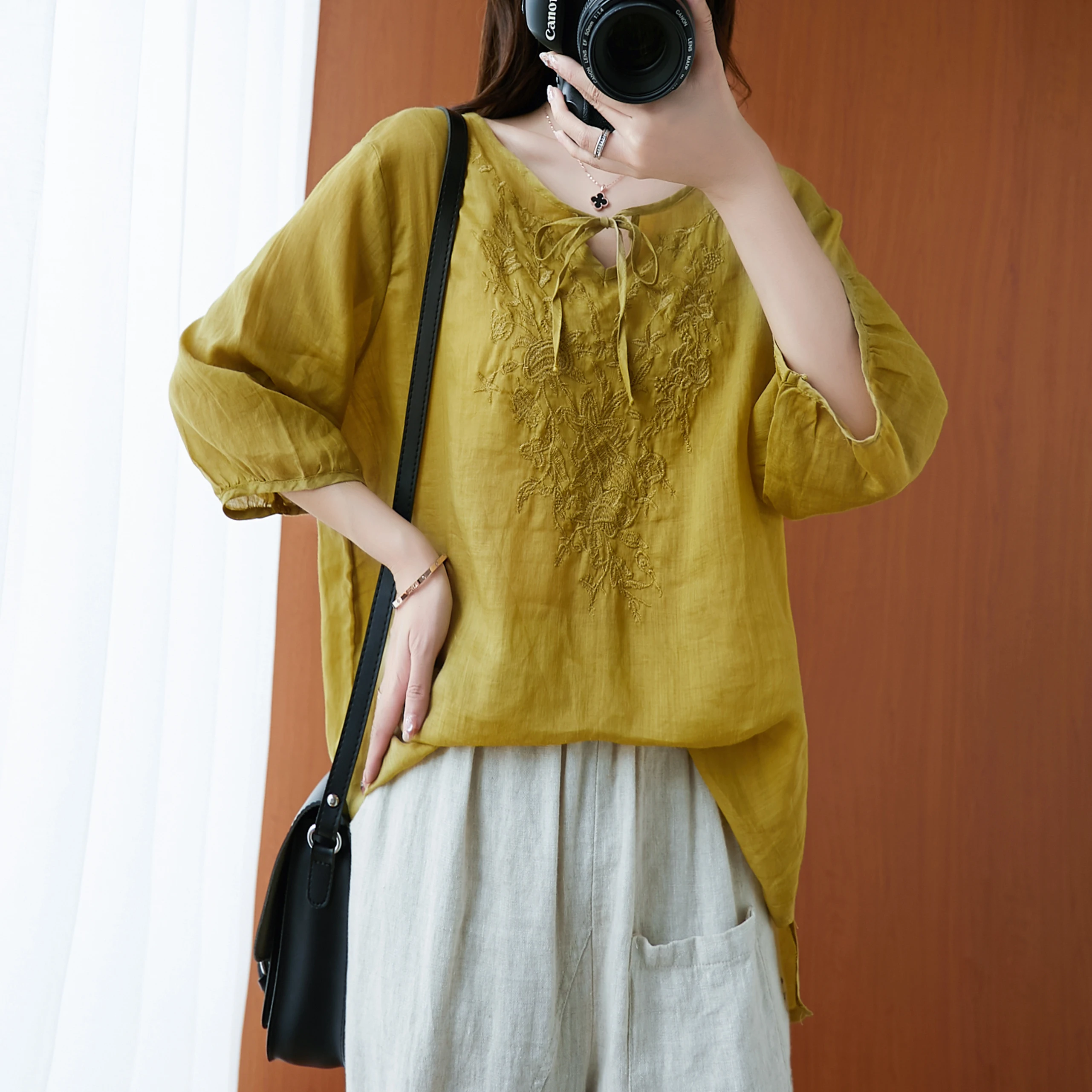 Рубашка из хлопка и льна с вышивкой в стиле ретро | Женская одежда