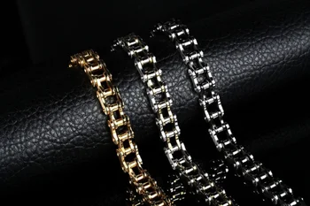 

2020 Ladies' Punk Retro Geometric Metal Bracelet Gold Alloy Exaggerated Bracelet Fashion Hip Hop Party Jewelry
