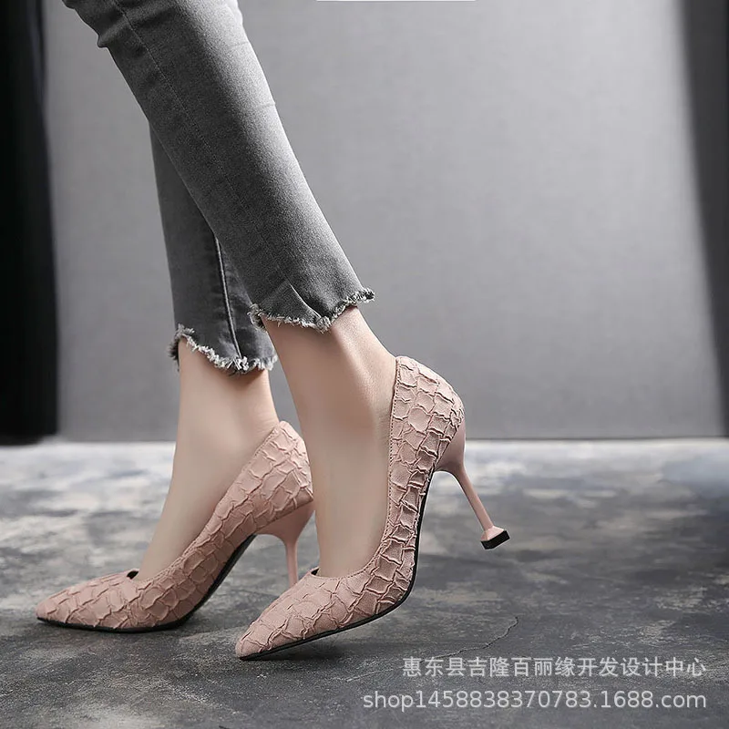 

Recruit Pointed-Toe Cat with High Heel Shoes Shoes Large Size 41-43 Small 31 32 33