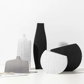 

Nordic Simple Art Black and White Stripe Ceramic Vase Creative Design Desktop Home Decoration