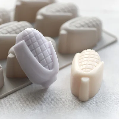 

Corn Shape Soap Mould Chocolate Fondant Ice Cream Mold Baking DIY Decoration Bakeware Tools for Chritmas Decoration
