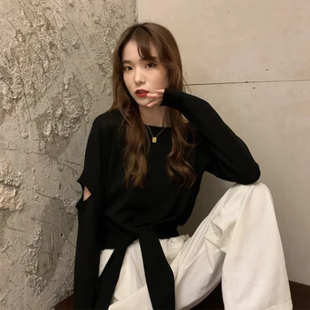 

PX2223 2020 Be careful of the machine hollow personality hole long-sleeved T-shirt women