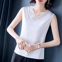 Cheap Korean Silk Women Tops Camis Women Sleeveless Satin Tank Top Plus Size Woman Silk Camis Lace Tees Woman Hollow Out Halter Top Cheap Korean Silk Women Tops Camis Women Sleeveless Satin Tank Top Plus Size Woman Silk Camis Lace Tees Woman Hollow Out Halter Top