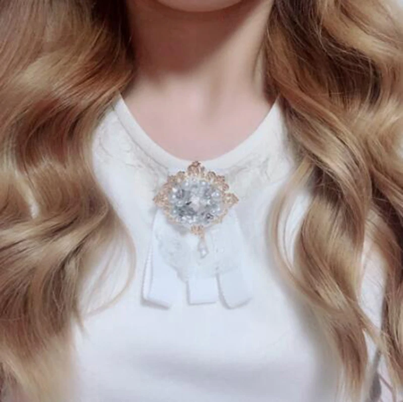 Korean style women bow tie Lace Butterfly brooch Girl Studded collar bowtie classic white/black Neck tie new Shirt Accessories