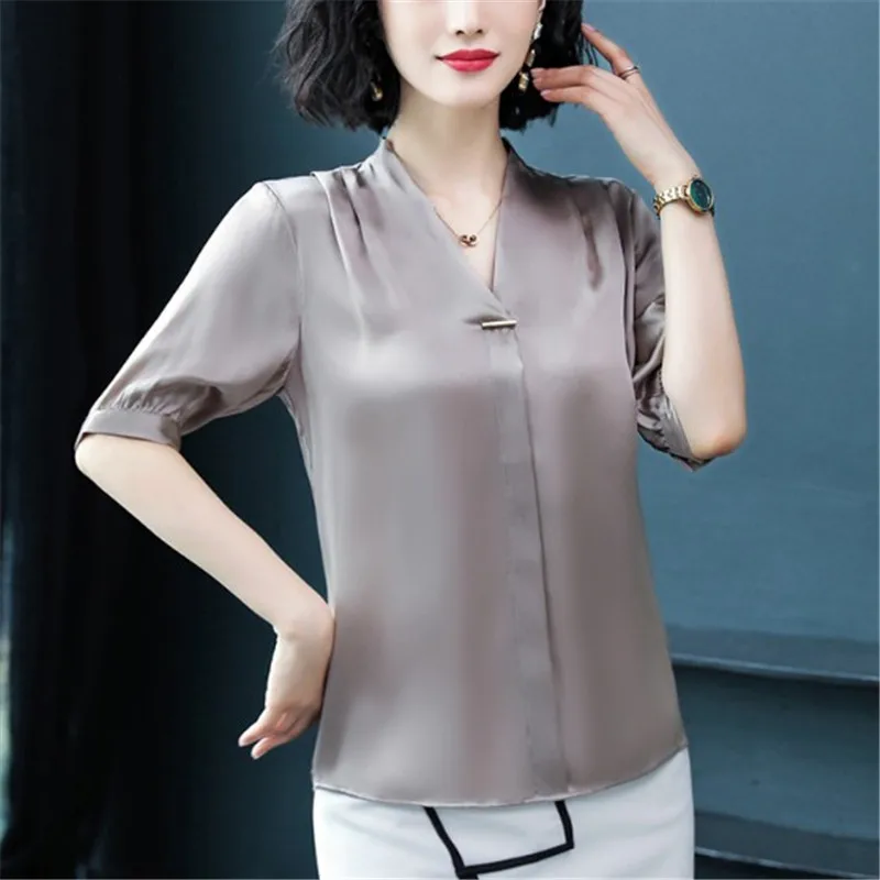 

Silk for women's summer wear Korean version loose v-neck half sleeve satin shirt professional shirt silkworm silk small s