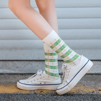 

2020 All Fresh Green 5 Patterns Lattice Small Waves Matcha Spring Summer Skateboard Lady Girl Women Fashion Socks Casual