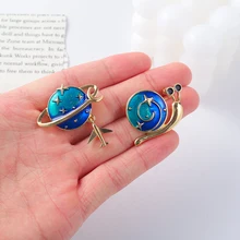 

Blue Planet Brooch Custom Lovely Blue Snail Brooches for Women Trendy Elegant Pins Party Wedding Jewelry Gift for Friends