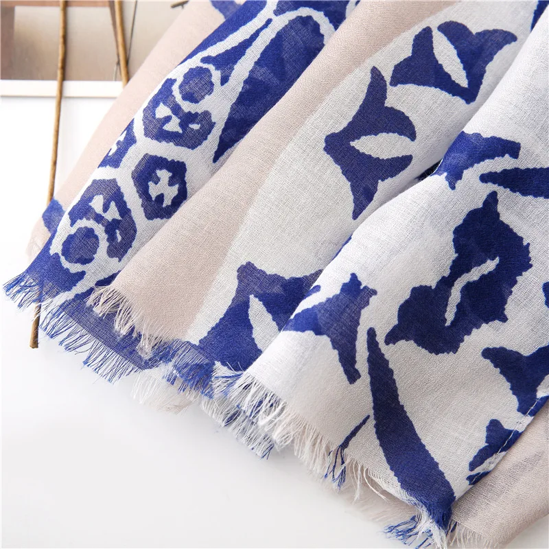 13460812184_906224695