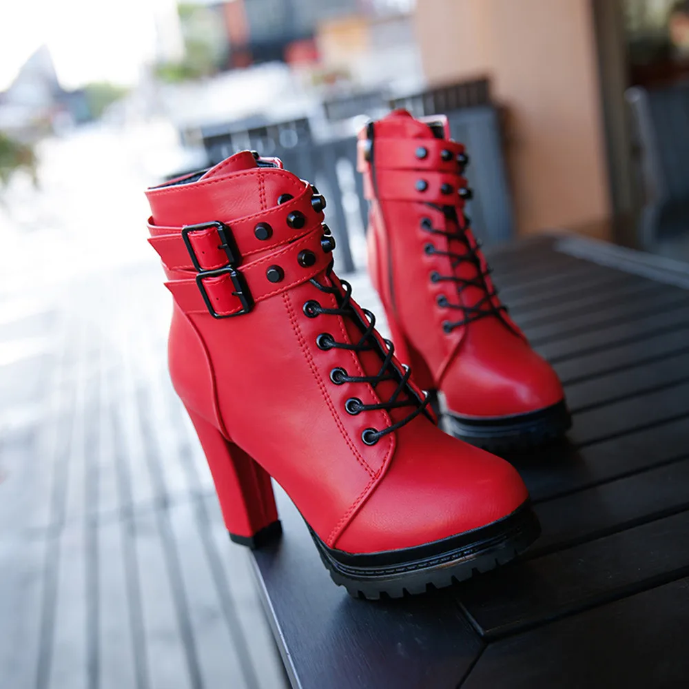 Ботинки; женские ботинки на высоком каблуке; обувь на шнуровке в готическом стиле; модные зимние кожаные ботинки; Женские однотонные черные ботинки в стиле панк