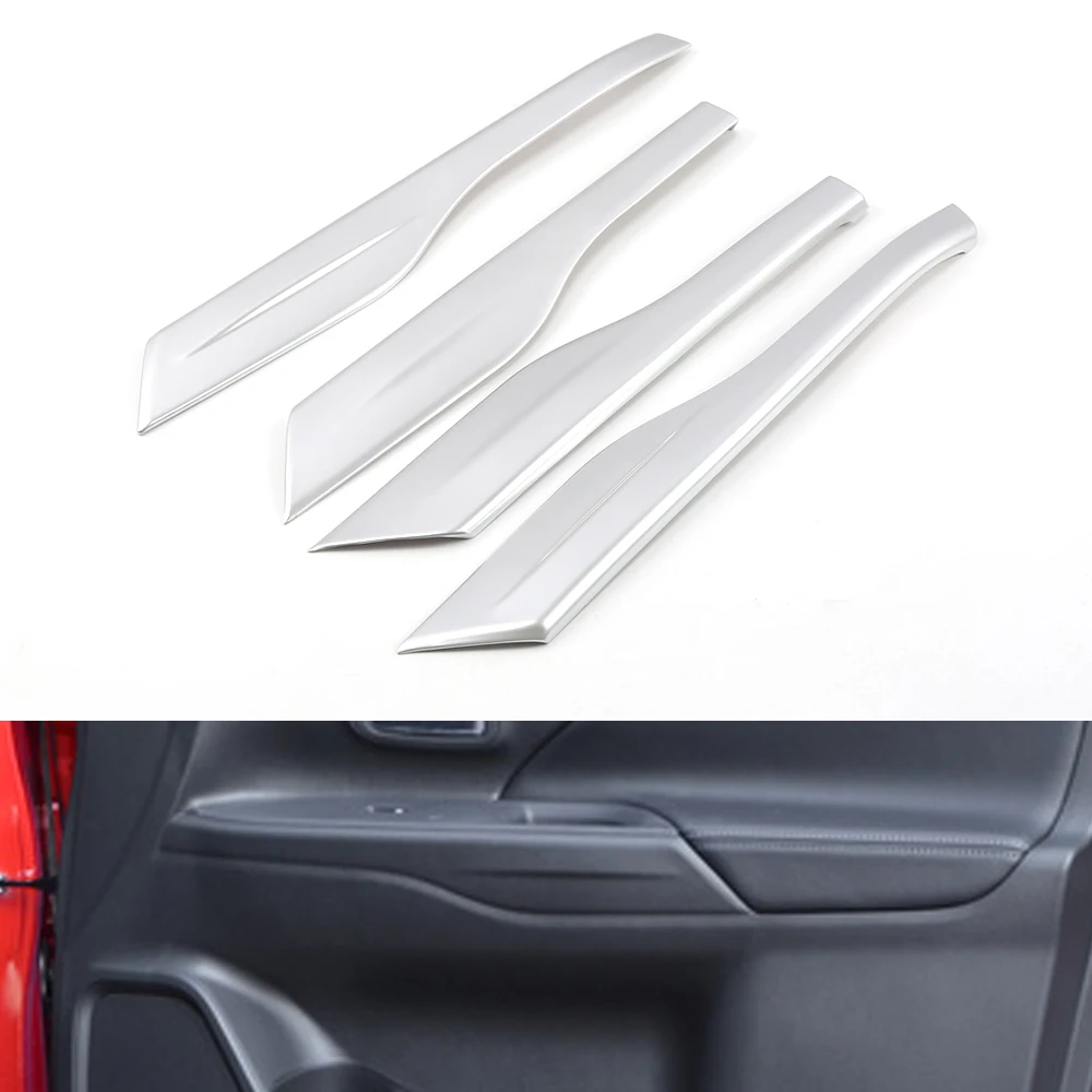 Outlander 17 armrest side 01