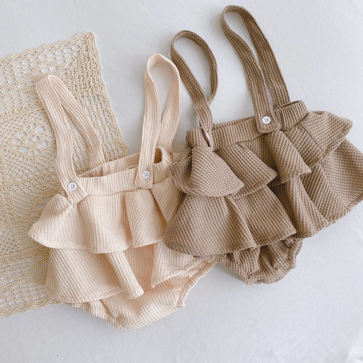 Vintage Baby Girl Overall Shirt Set Clothes Autumn Linen Girls Floral Blouss , Romper , Dress Newborn Baby Girls Strap Outfits 3