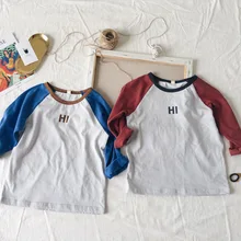 Tckids Детская универсальная футболка с надписью «Hi» контрастного цвета и рукавами реглан на заказ; сезон весна-осень