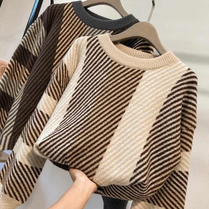 0_6_4622689284623566750