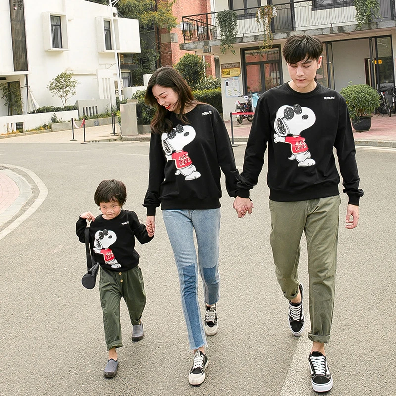 matching black family outfits