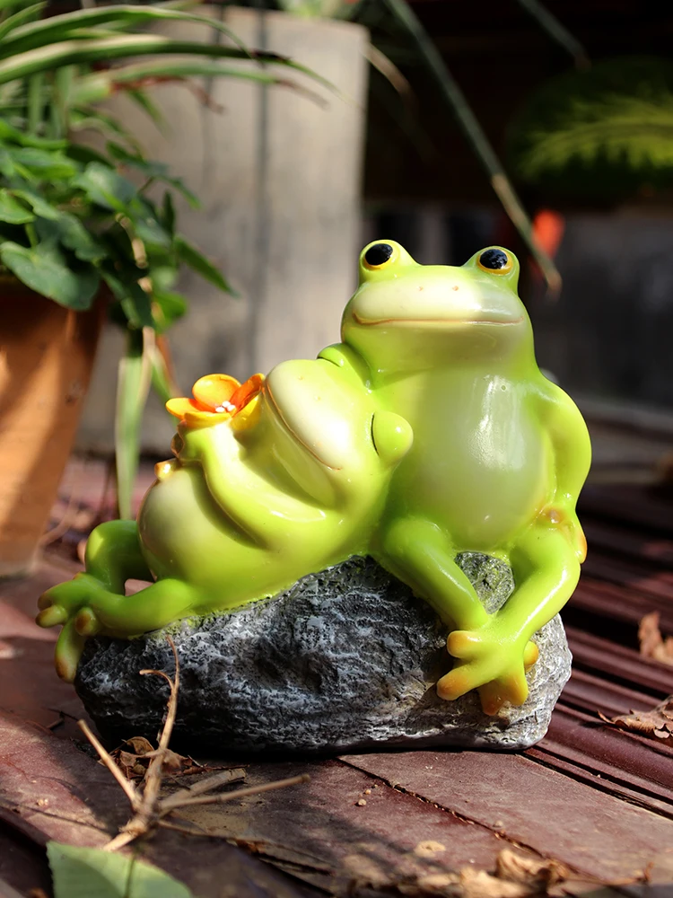  Mini Frogs 100/200 Pack, Tiny Frogs Garden Decor