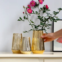 Простая Скандинавская художественная Золотая керамическая ваза, Современное украшение дома, Цветочная композиция для вазы, рабочий стол, Входная Цветочная композиция