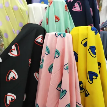 

2020 New Ins Hot Heart Print Poplin Fabric Designer Diy Cloth Sewing Patchwork Costura Telas Tecidos Para Costura 90x130cm