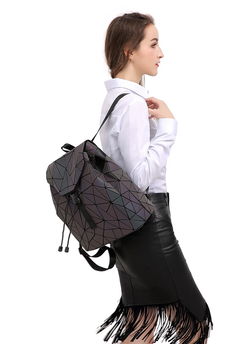 Женский рюкзак, светящиеся геометрические клетчатые женские рюкзаки с блестками для девочек-подростков, рюкзак на шнурке, голографический рюкзак
