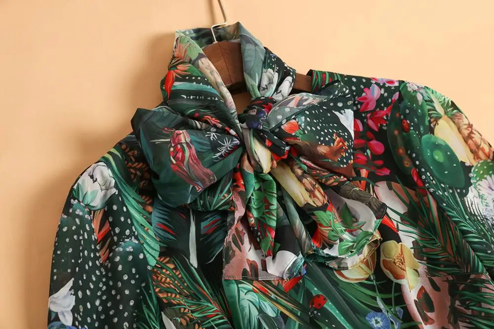 Женское длинное платье в пол MIUXIMAO зеленое макси с цветочным принтом и бантом