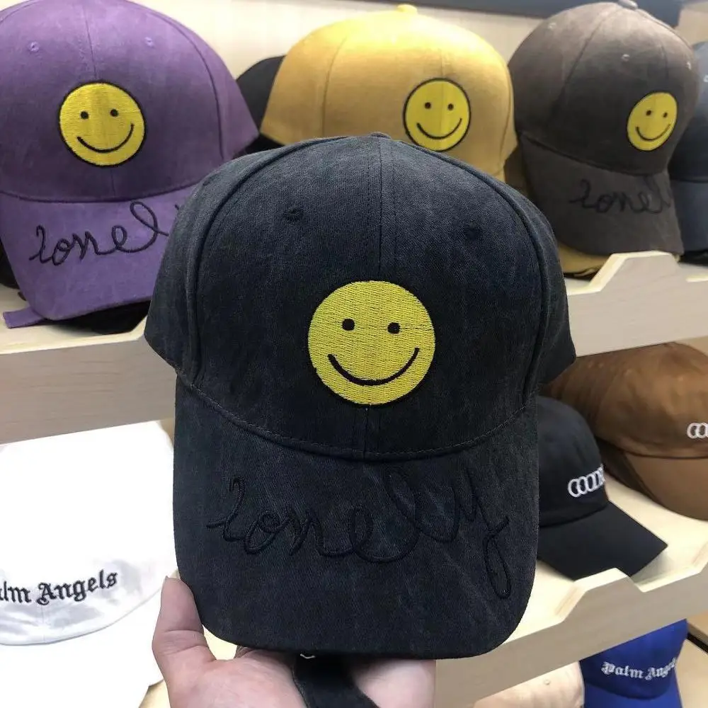 

2020 autumn and winter new smiley face baseball cap men and women trend all-match casual cap men outdoor outing sunshade hat