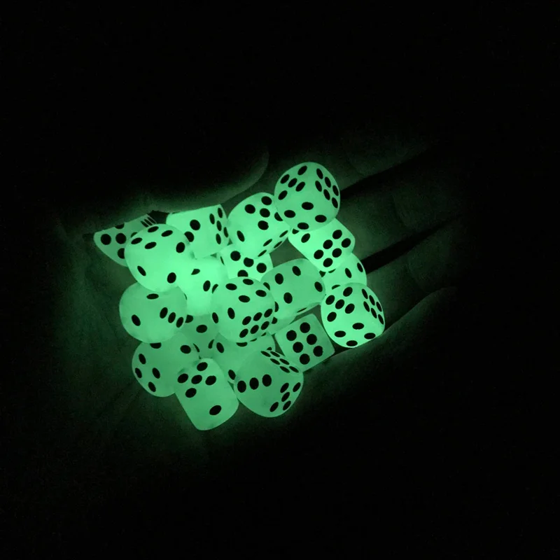 Boardgame Glowing Dice 50/100/200Pcs/Lot 14mm Round Corner Fluorescent Green Black Spots Nightclub Bars Luminous Set Yernea
