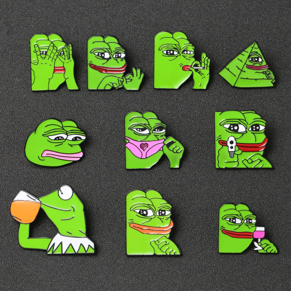 

Frog Pepe Brooch Pin Smile Sad Pepe Frog Kermit Meme Enamel Badge Pop Culture Animal Cartoon Emoji Jewelry Boy's Club Wholesale